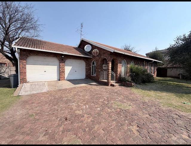 3 BEDROOM HOUSE FOR SALE IN DALPARK